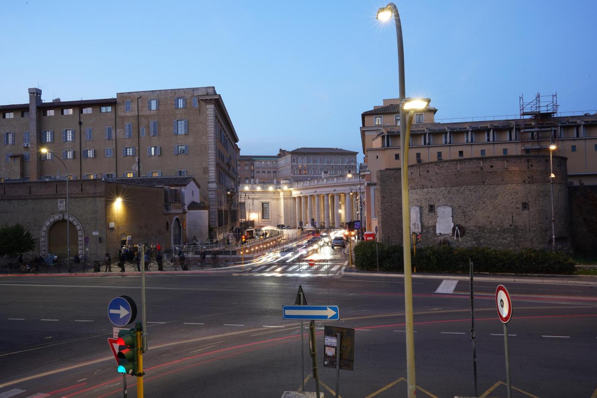 Lux Vatican Suite In Front Of Saint Peter! Rom Exterior foto